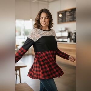 XL Plaid & Lace Top Cabincore